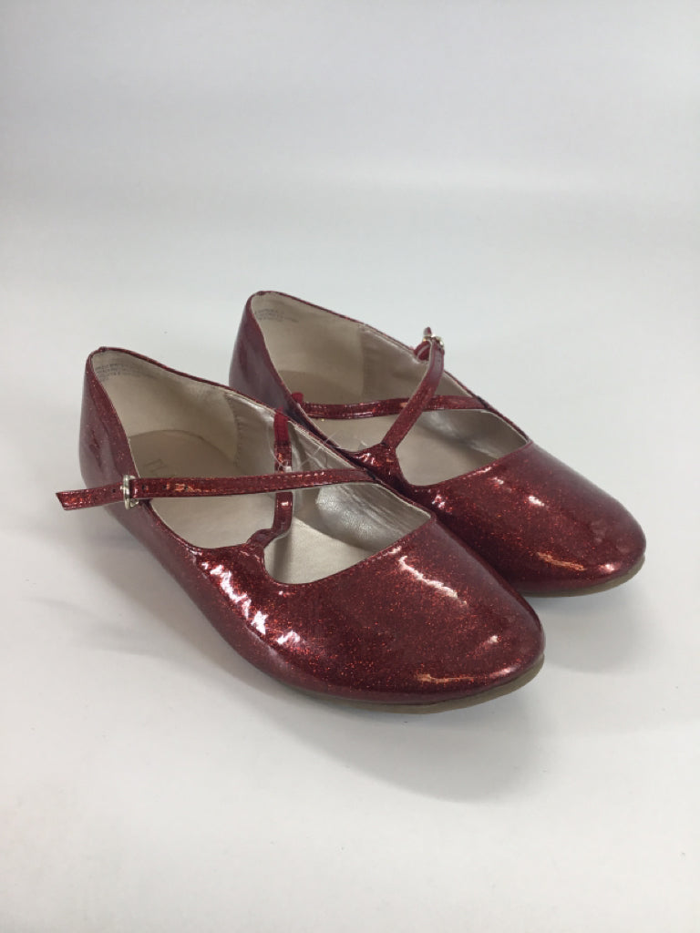 Childrens Place Child Size 5 Youth Red Dress Shoes