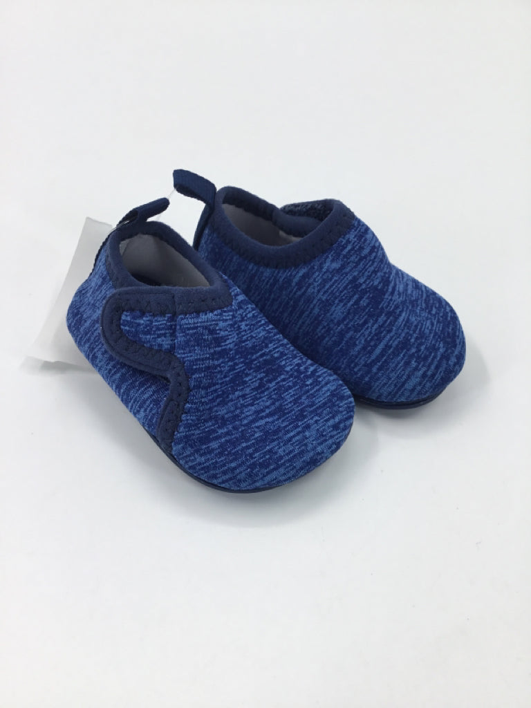 Old Navy Child Size 1 Toddler Blue Water Shoes