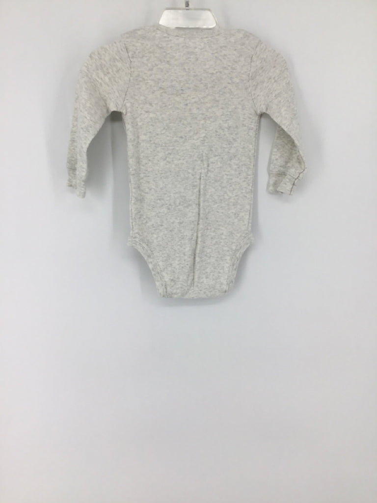 Carter's Child Size 9 Months Gray Onesie