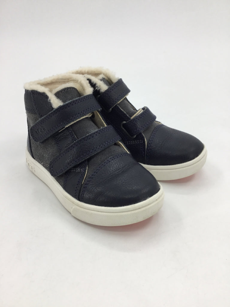 Ugg Rennon Child Size 9 Toddler Navy Boots