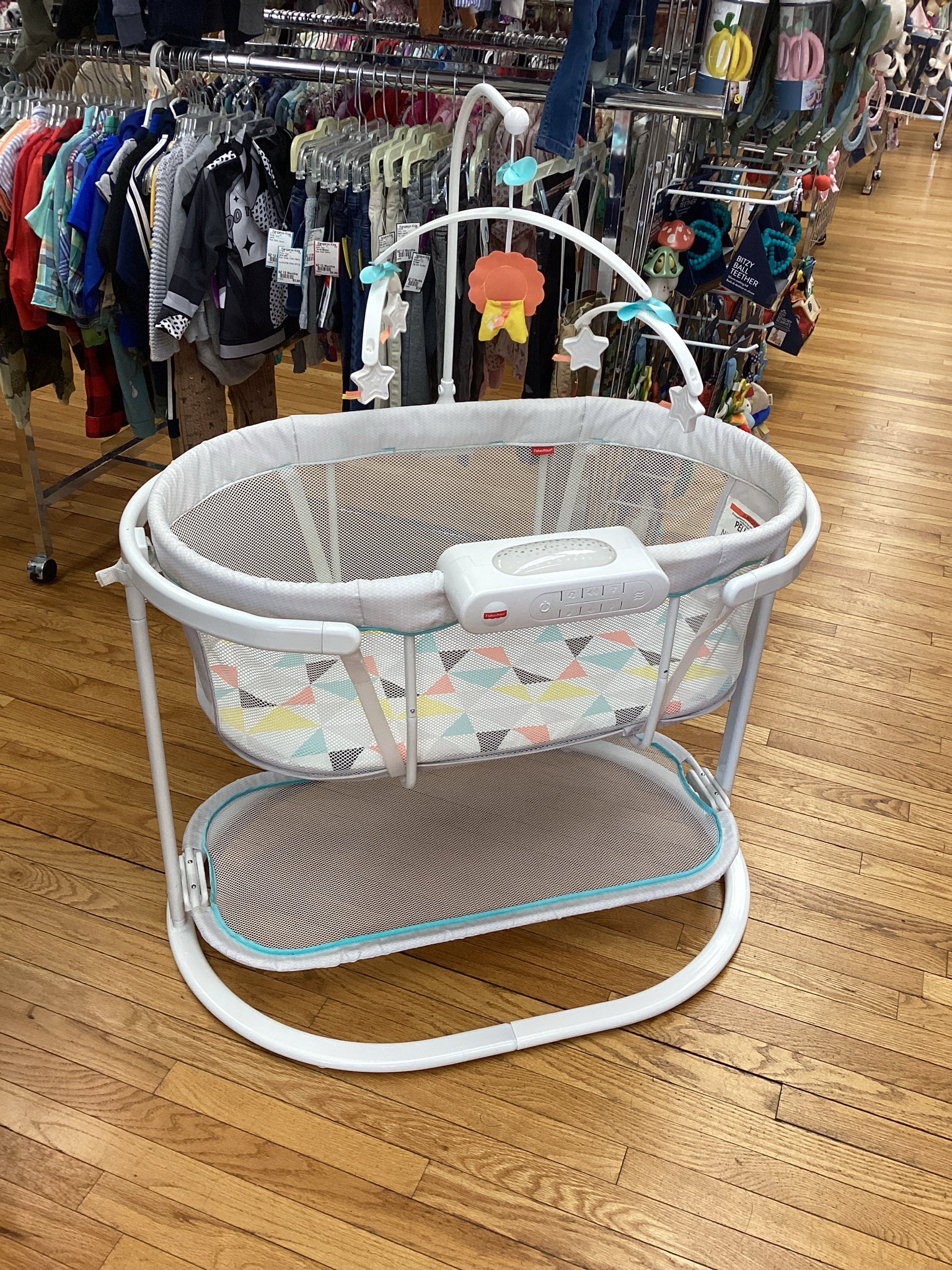 Fisher-Price Soothing Motions Bassinet