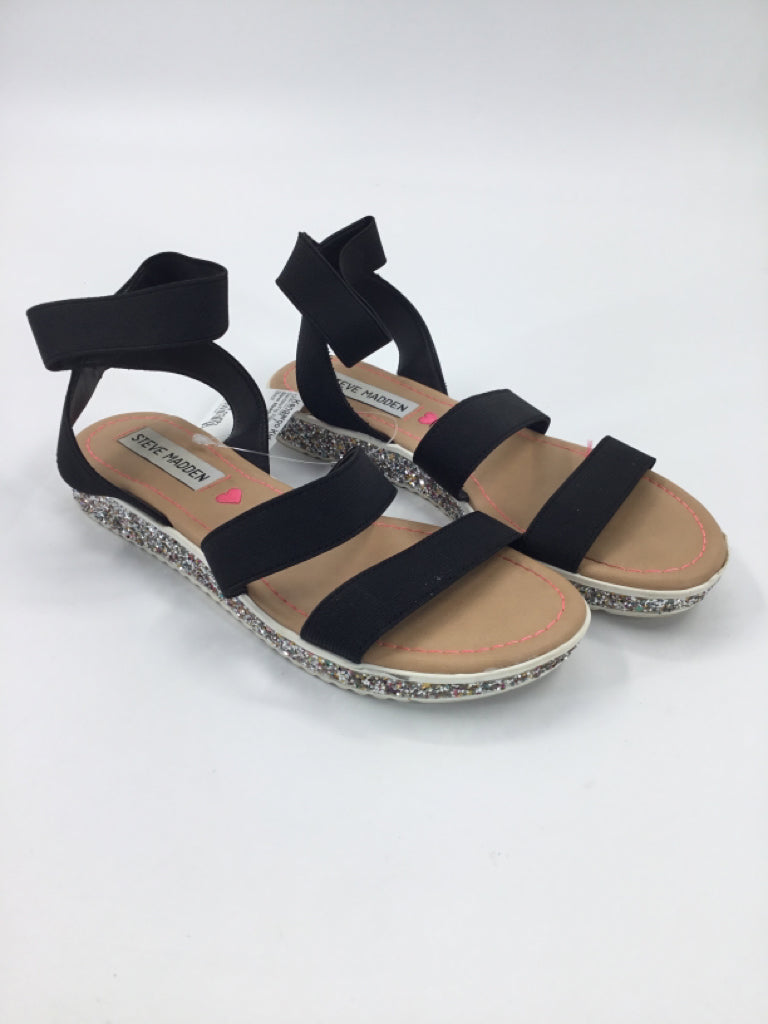 Steve Madden Child Size 3 Youth Black Sandals/Flip Flops