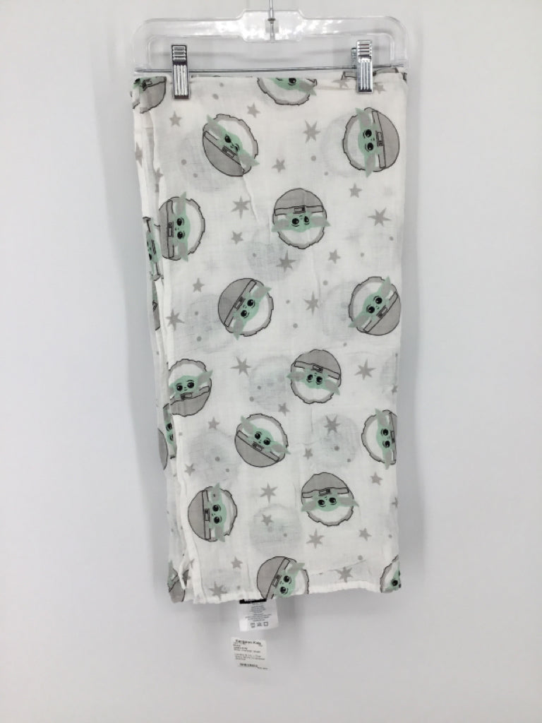 Lamb's & Ivy + Star Wars White Character Blanket
