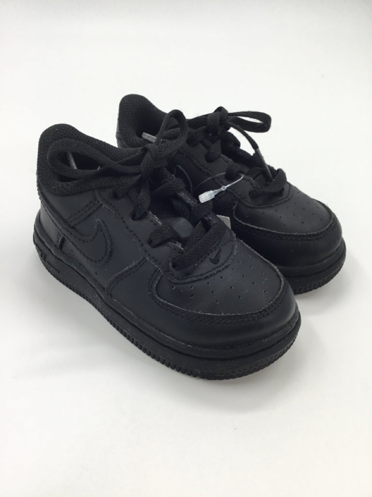 Nike Child Size 6 Toddler Black Sneakers