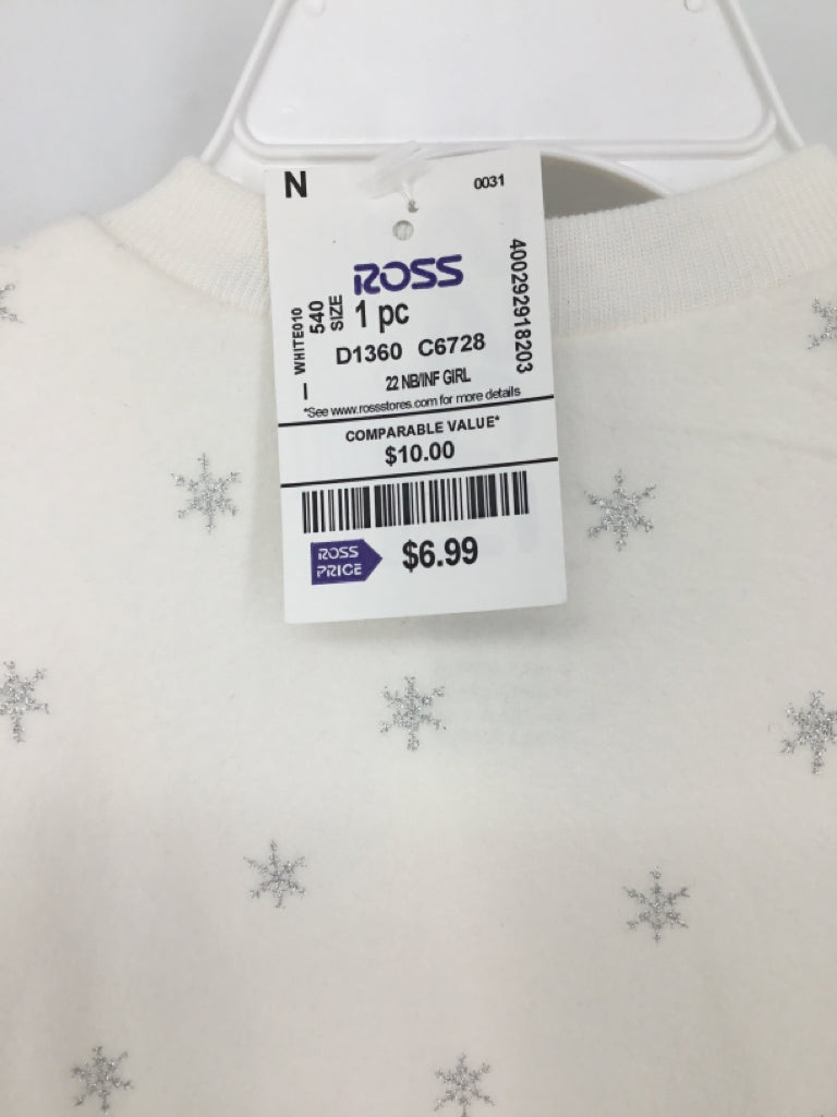 Carter's Child Size 9 Months White Sleepers