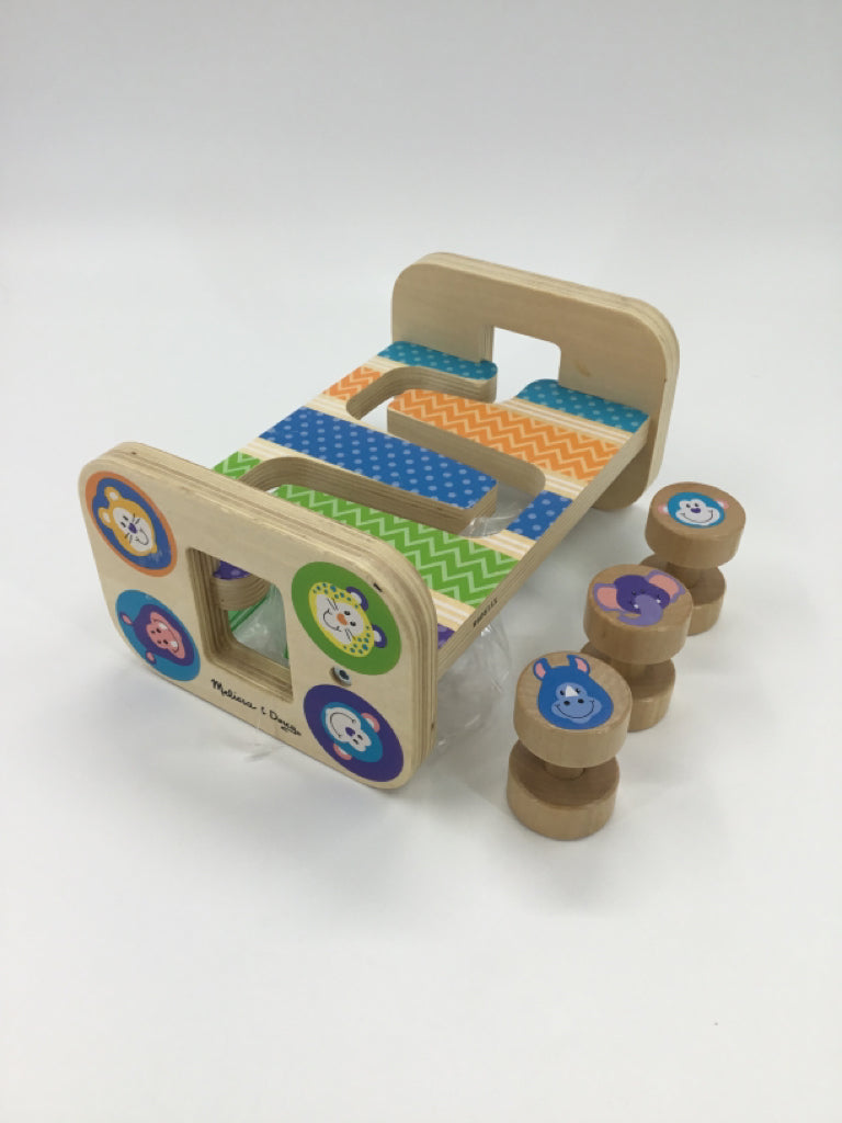 Melissa & Doug Wooden Safari Zig Zag Tower