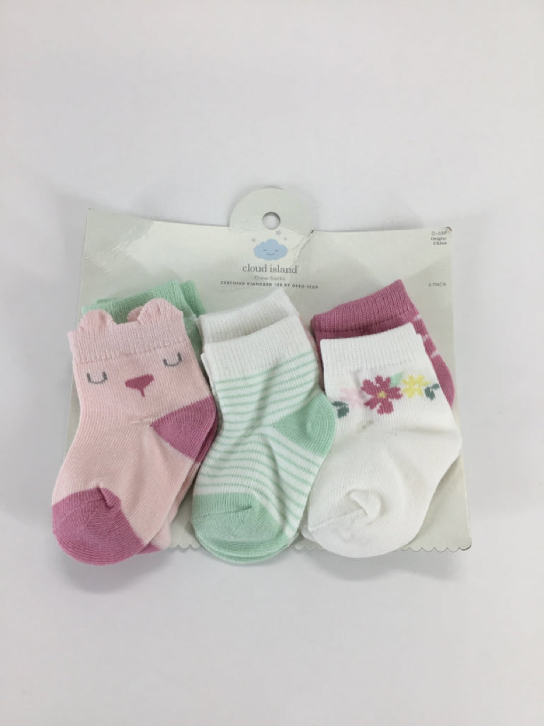 cloud island Child Size 0-6 Months Multi-Color Socks - girls