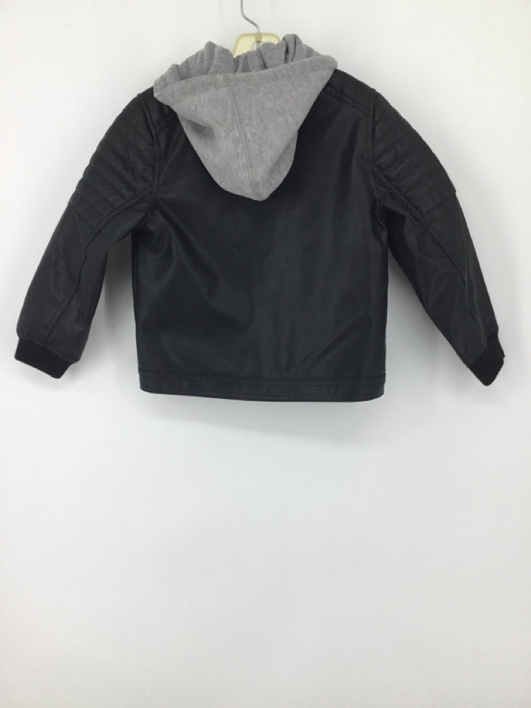 H & M Child Size 5 Black Solid Jacket - boys