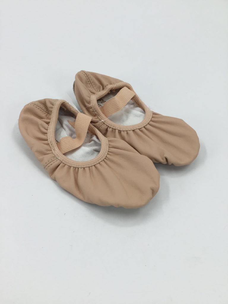Capezio Child Size 11.5 Pink Sport/Dance Shoes