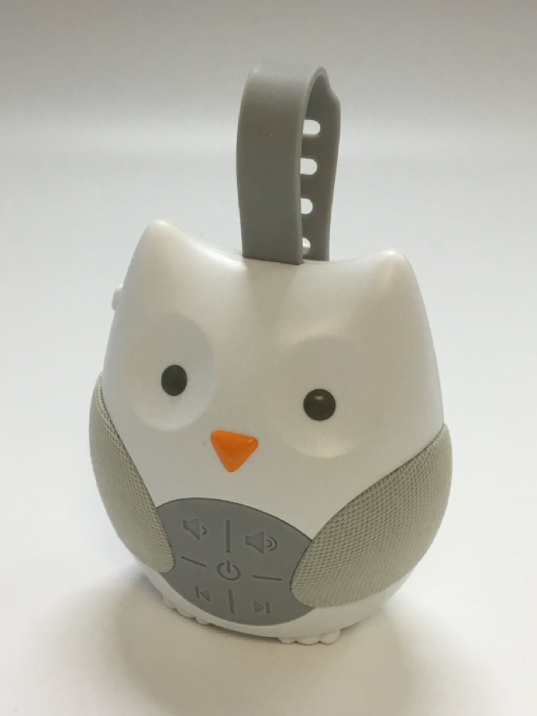 Skip Hop Stroll & Go Portable Baby Soother