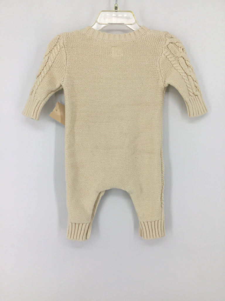 Baby Gap Child Size 0-3 Months Cream Solid Outfit - boys