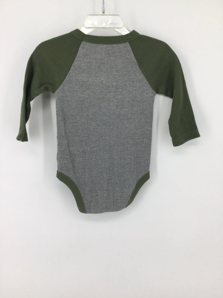 Cat & Jack Child Size 6-9 Months Green Onesie