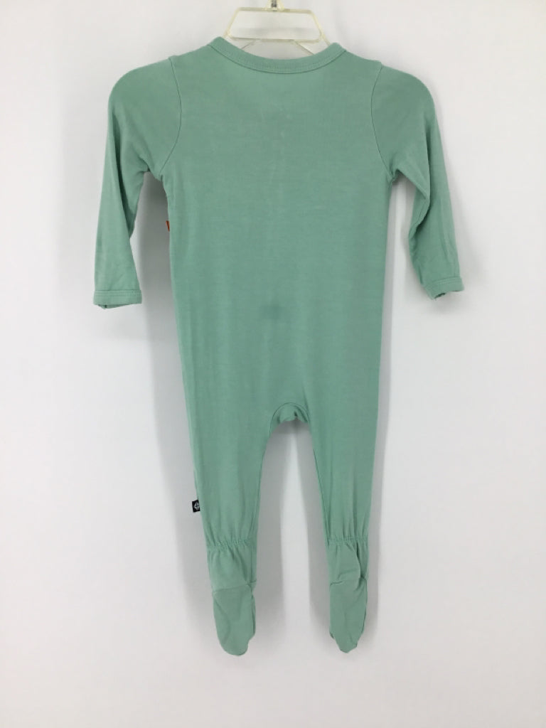 Kyte Child Size 3-6 Months Green Solid Pajamas - boys