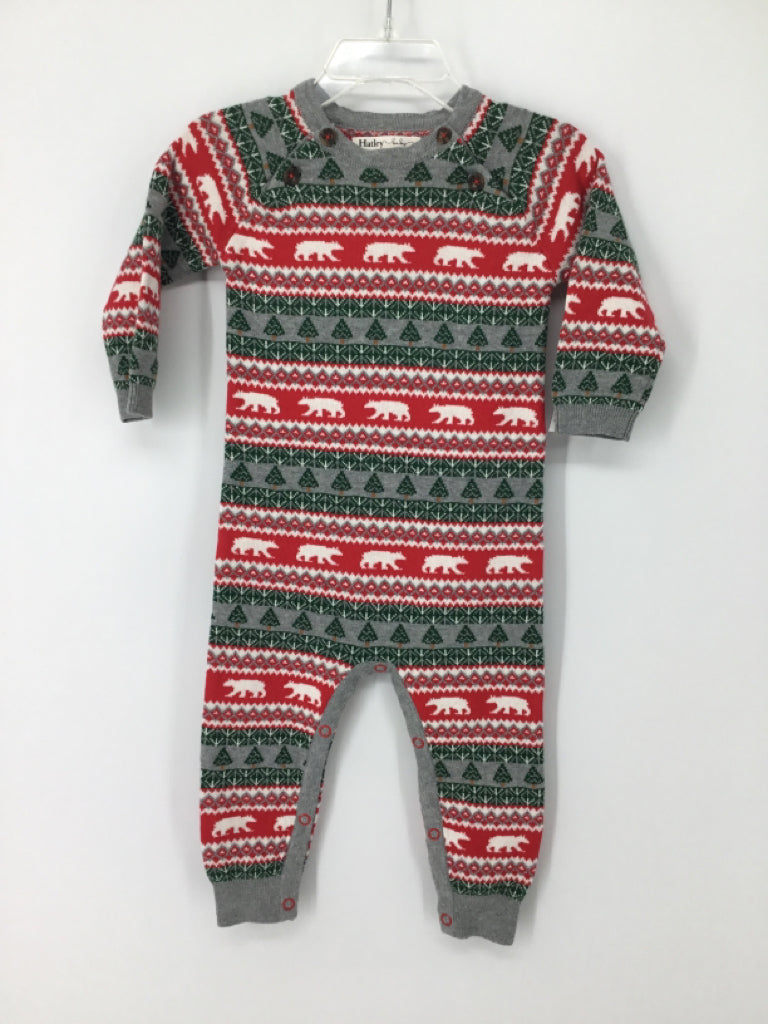 Hatley Child Size 9-18 months Multi-Color Christmas Outfit