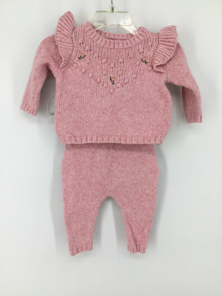 Old Navy Child Size 0-3 Months Pink Outfit - girls