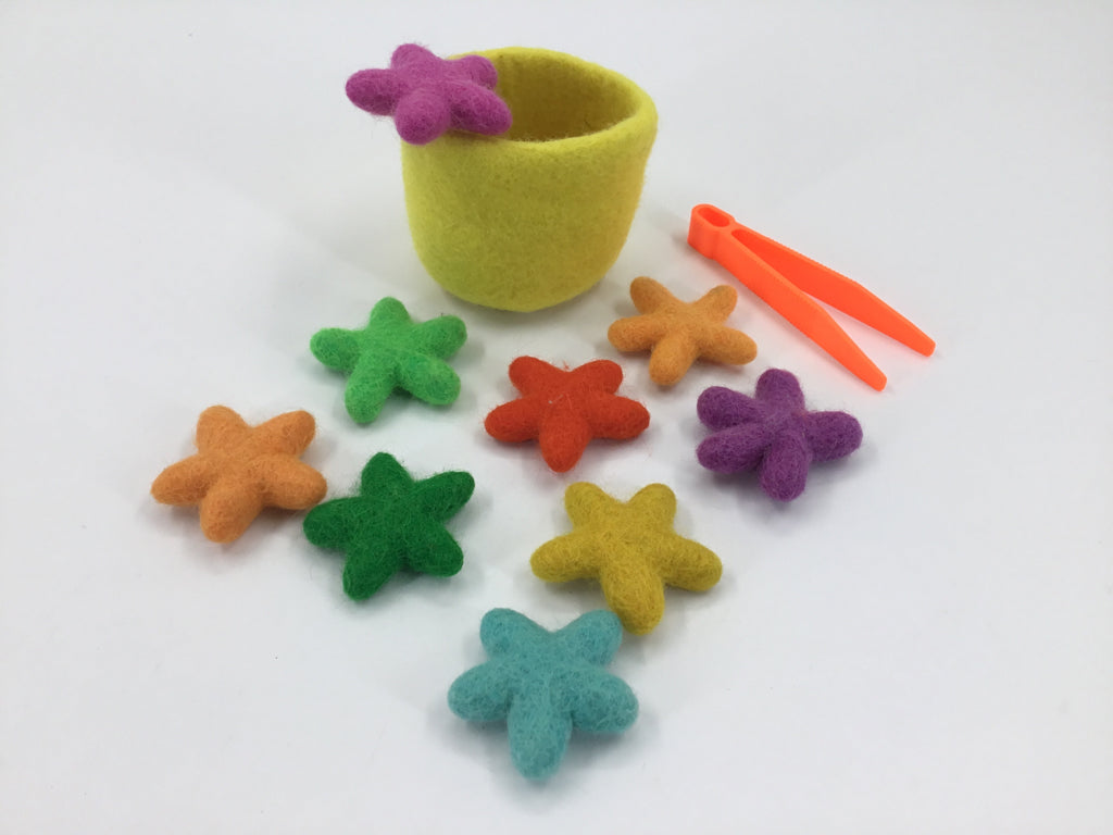 Lovevery Felt Stars and Tweezers