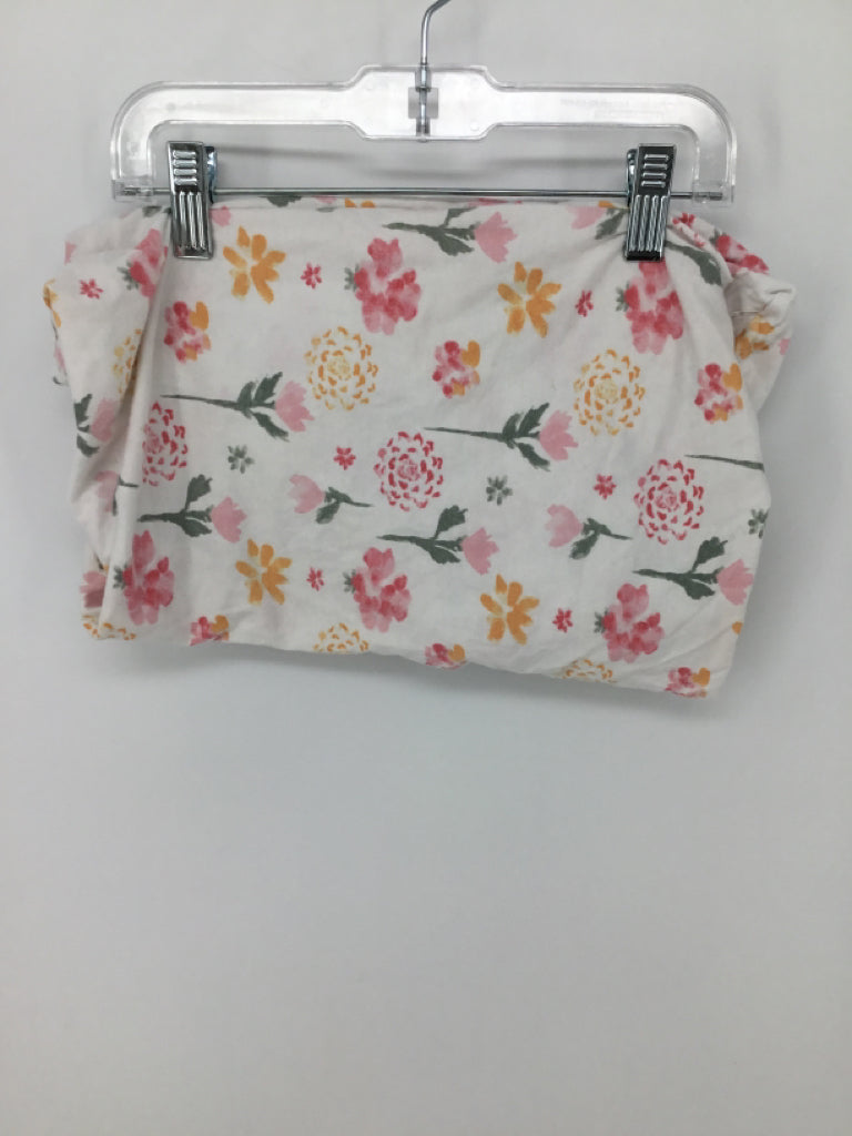 Burt's Bees Baby Pink Floral Changing Pad Cover
