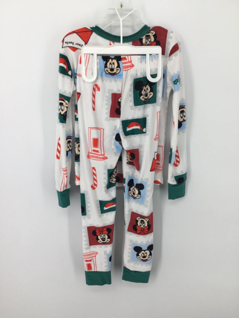 Disney Child Size 6 Green Christmas Pajamas