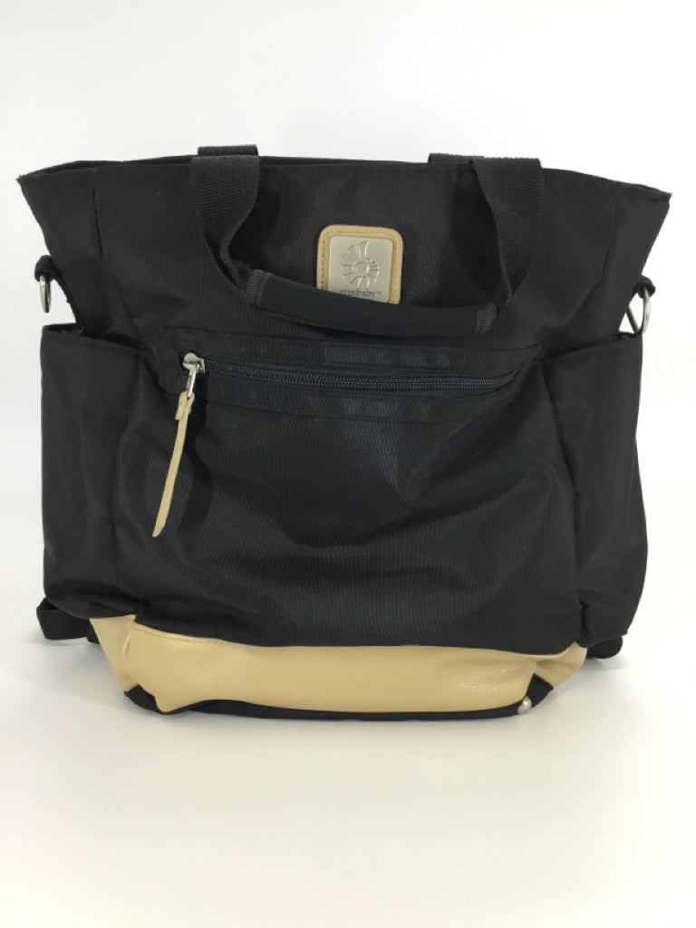 ErgoBaby Black Diaper Bag