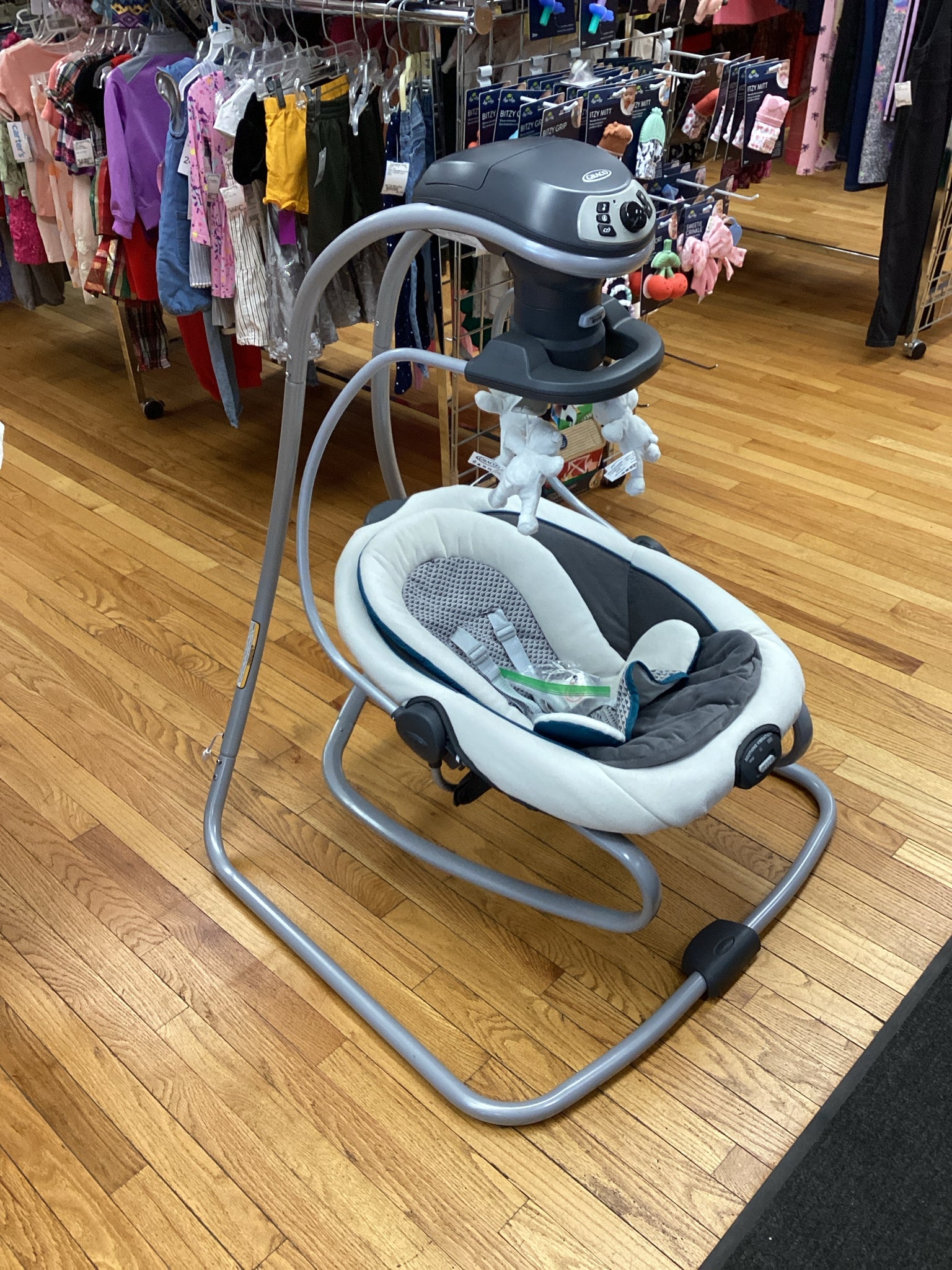 Graco DuetSoothe Swing & Rocker