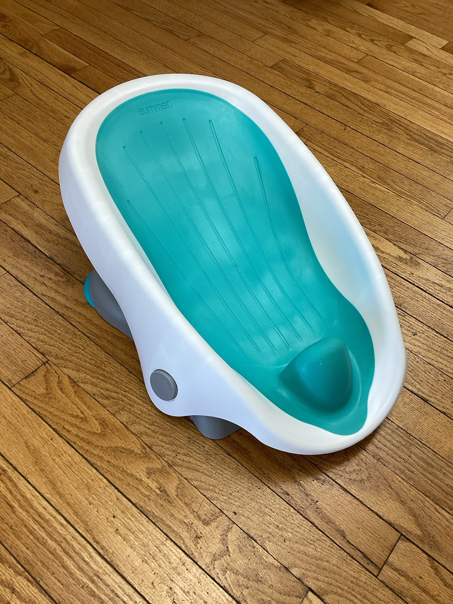 Summer Clean Rinse Baby Bather