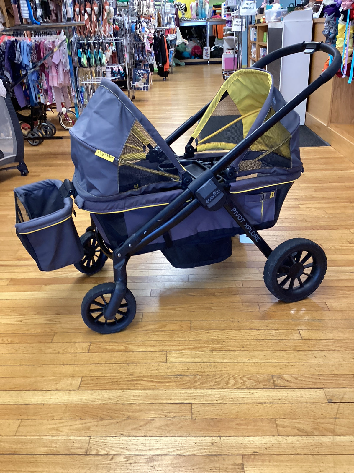 Evenflo Pivot Xplore All-Terrain Stroller Wagon - 2019