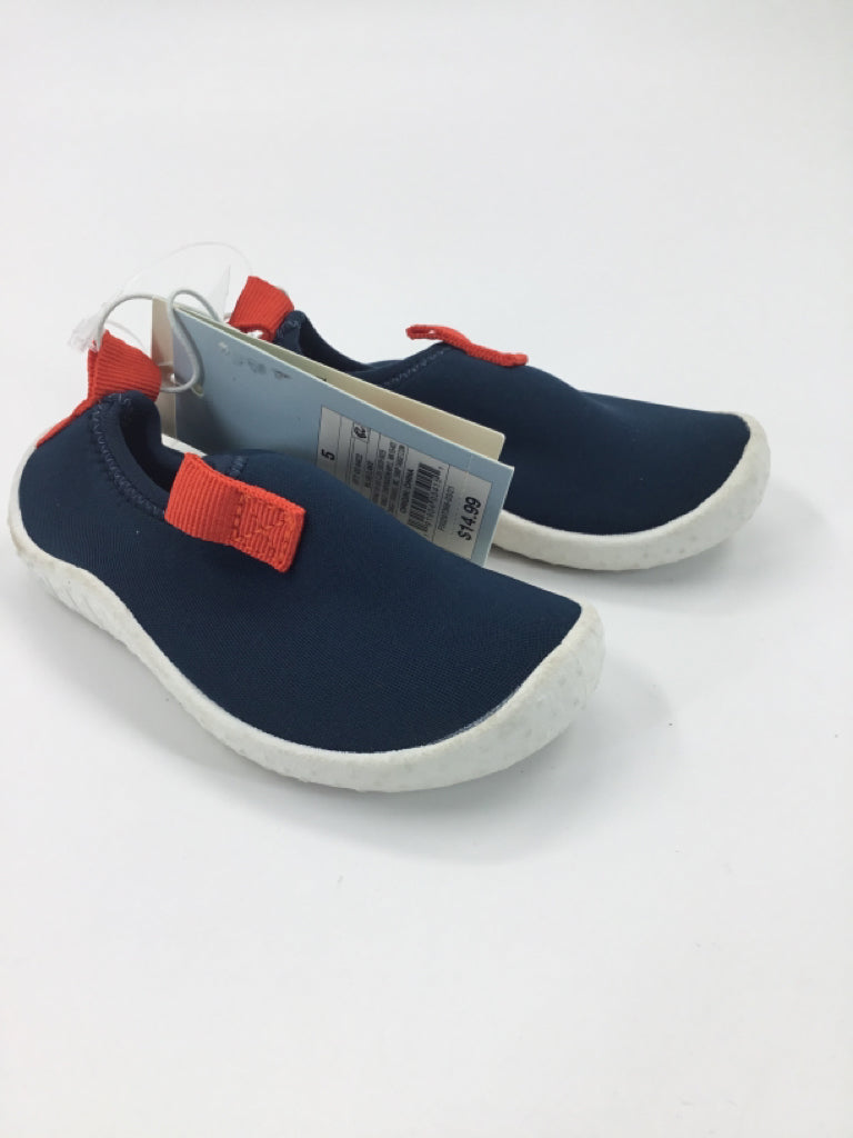 Cat & Jack Child Size 5 Toddler Navy Water Shoes