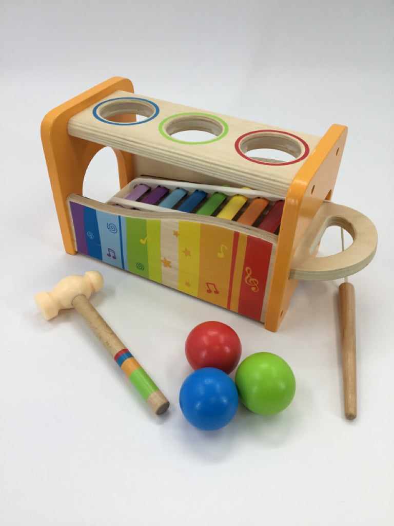 Hape Pound & Tap Bench with Slide Out Xylophone
