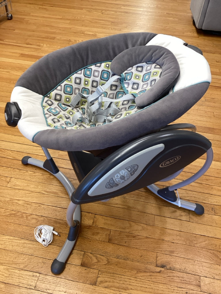 Graco Glider LX Baby Swing