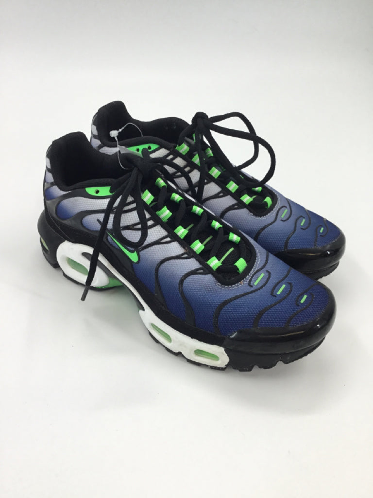 Nike Child Size 5 Youth Blue Sneakers