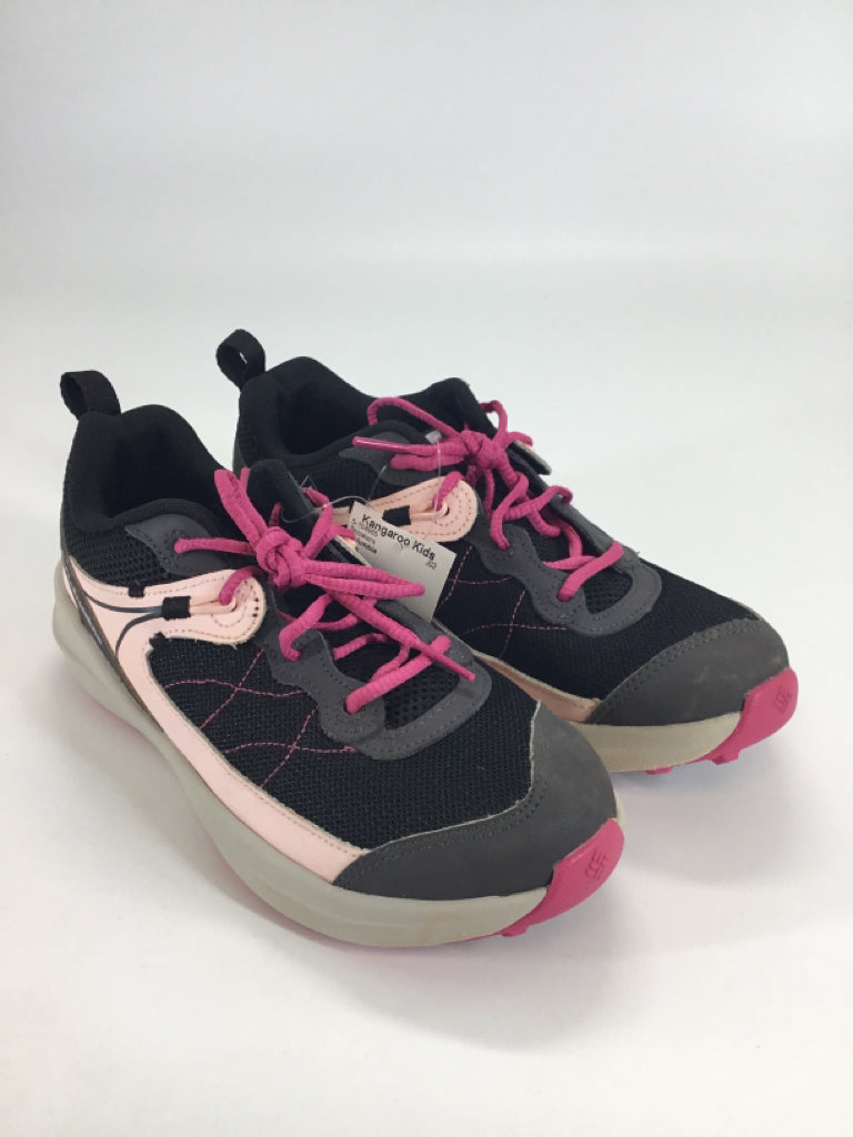 Columbia Child Size 4 Youth Pink Sneakers