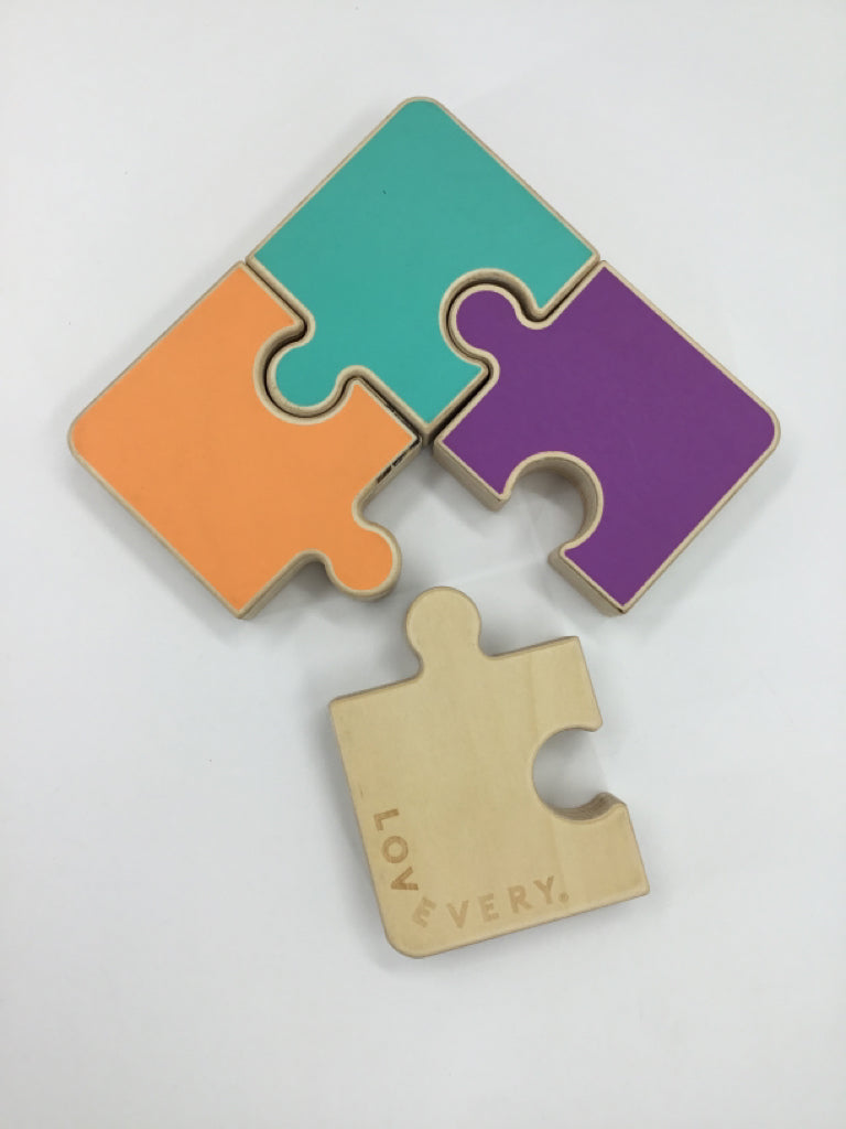 Lovevery Chunky Wooden Puzzle - 4 pcs