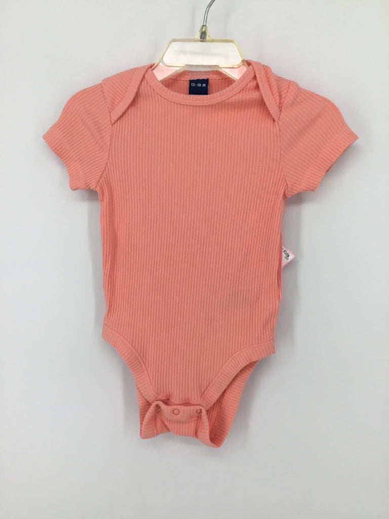 Old Navy Child Size 12-18 Months Pink Onesie