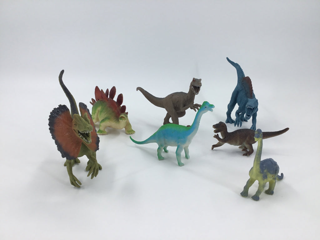 Set of 7 Dinosaur Figures