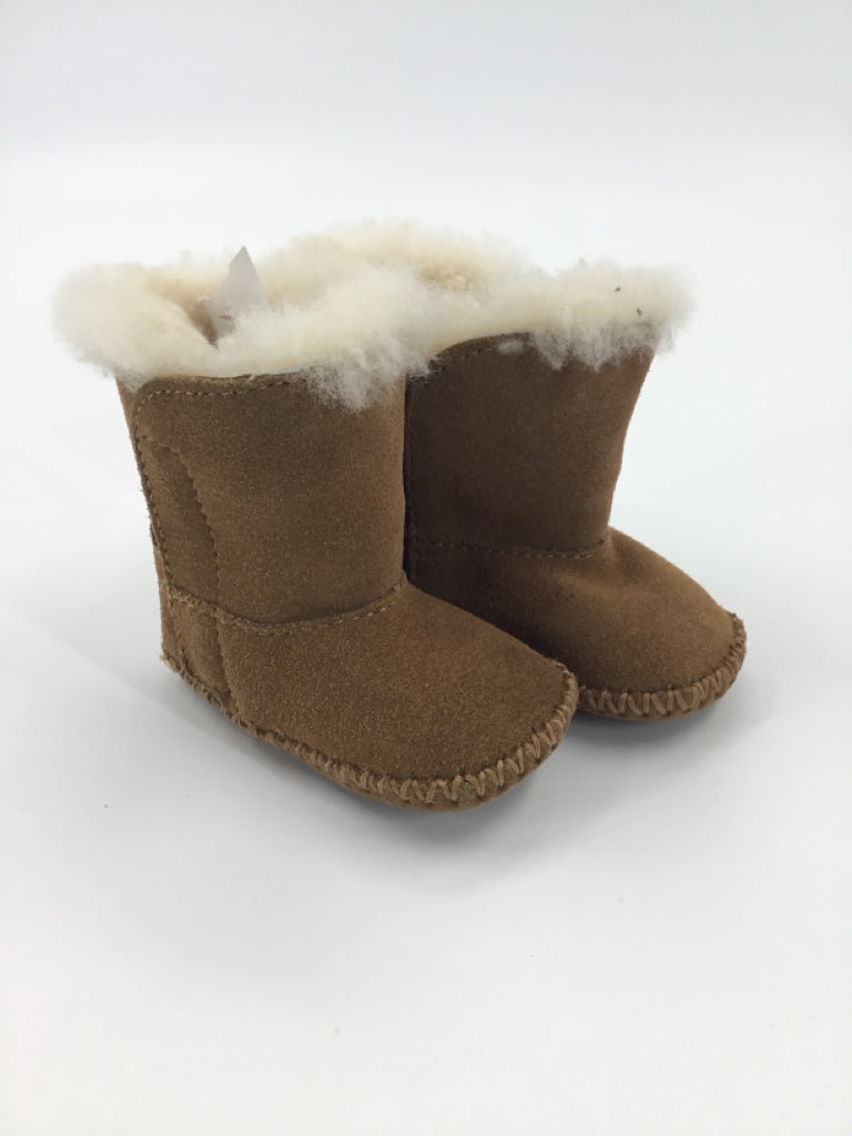 Ugg Child Size 0 Toddler Tan Boots