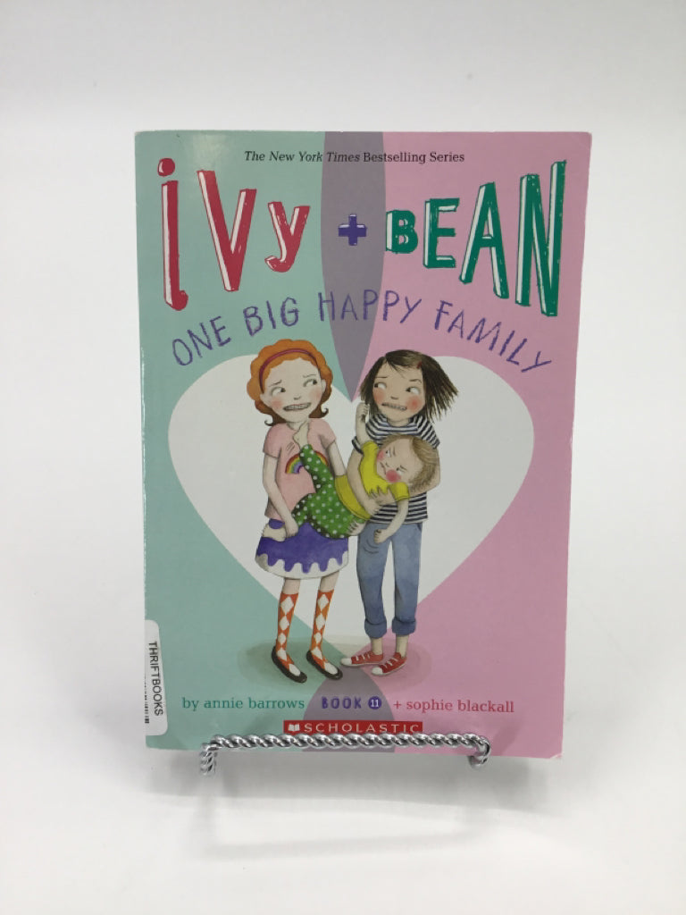 Ivy + Bean: One Big Happy Family Paperback Book