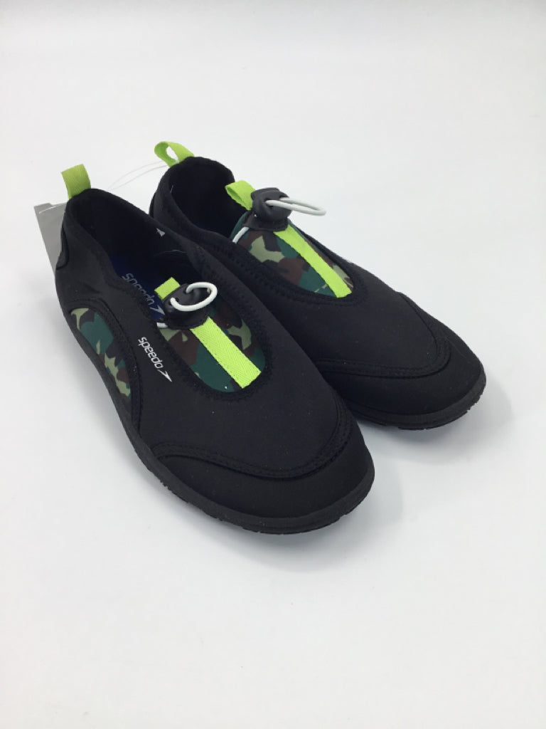 Speedo Child Size 4 Youth Black Water Shoes
