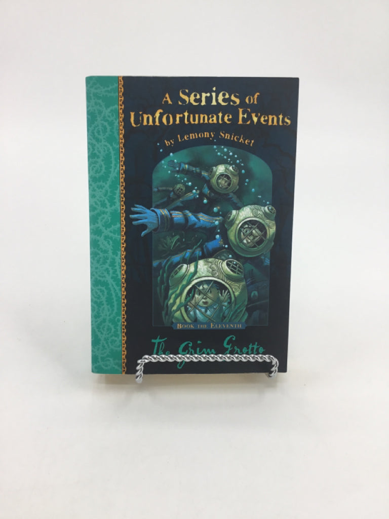 A Series of Unfortunate Events Book 11 The Grim Grotto Paperback Book