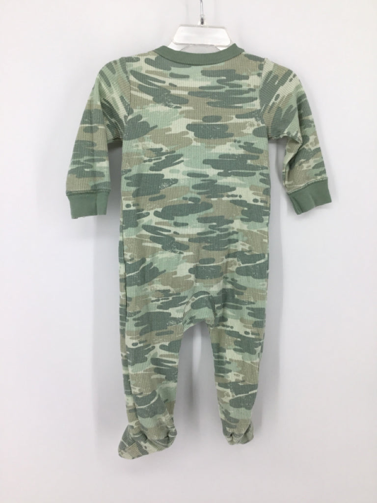 Carter's Child Size 9 Months Green Sleepers