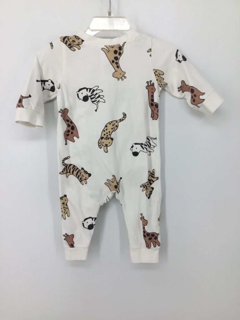 H & M Child Size 3 Months White Animal Print Pajamas - boys