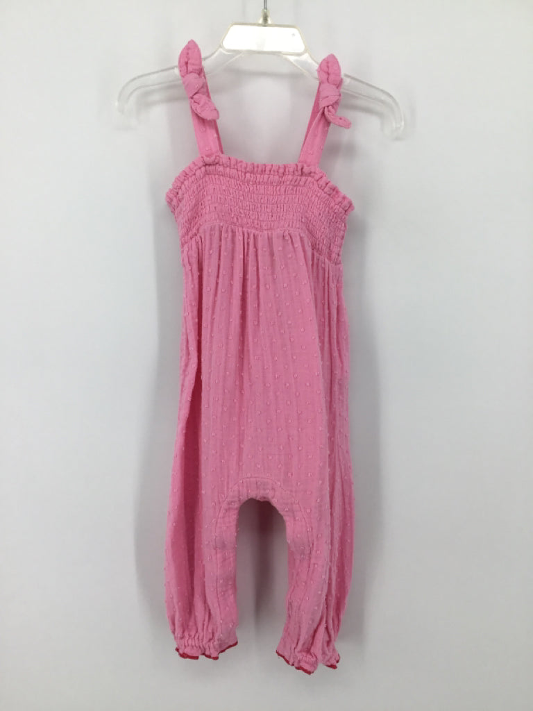 Old Navy Child Size 12-18 Months Pink Outfit - girls