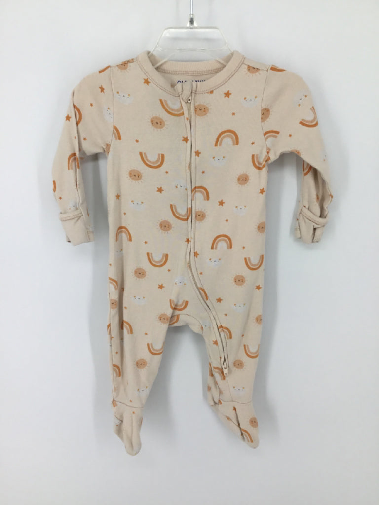 Old Navy Child Size 3-6 Months Tan Sleepers