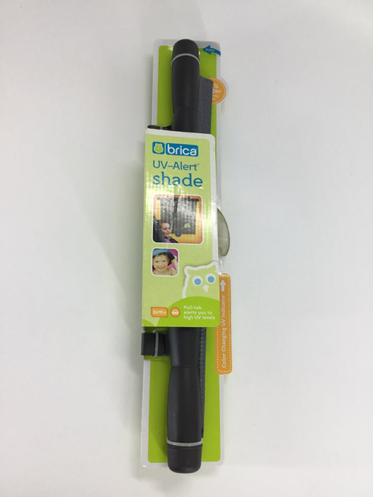 brica Car UV-Alert Sunshade