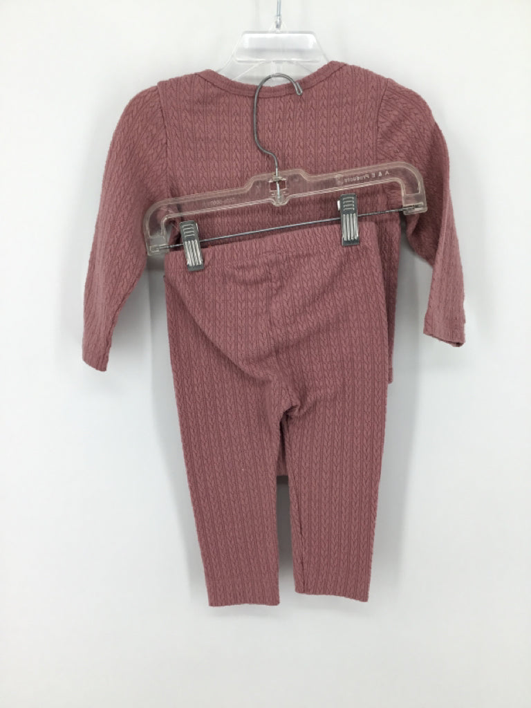 Old Navy Child Size 12-18 Months Pink Outfit - girls