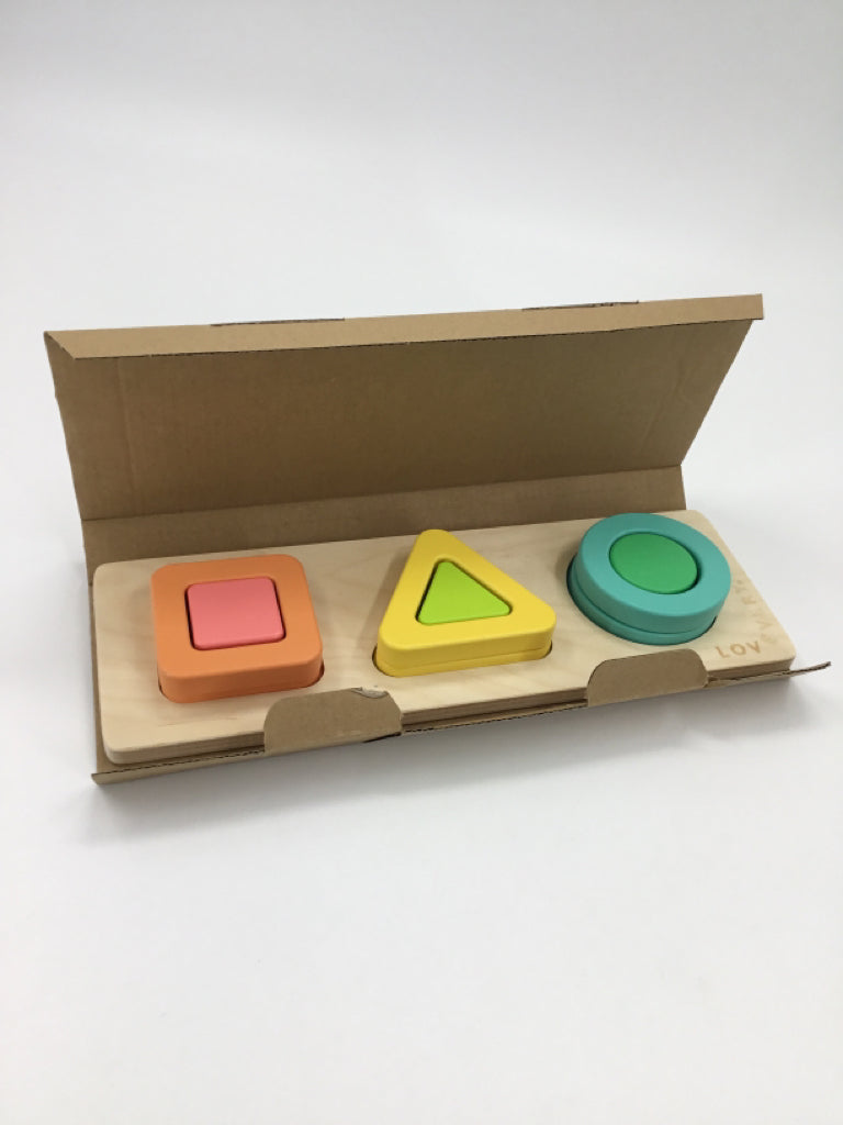 Lovevery Geo Shapes Wooden Puzzle