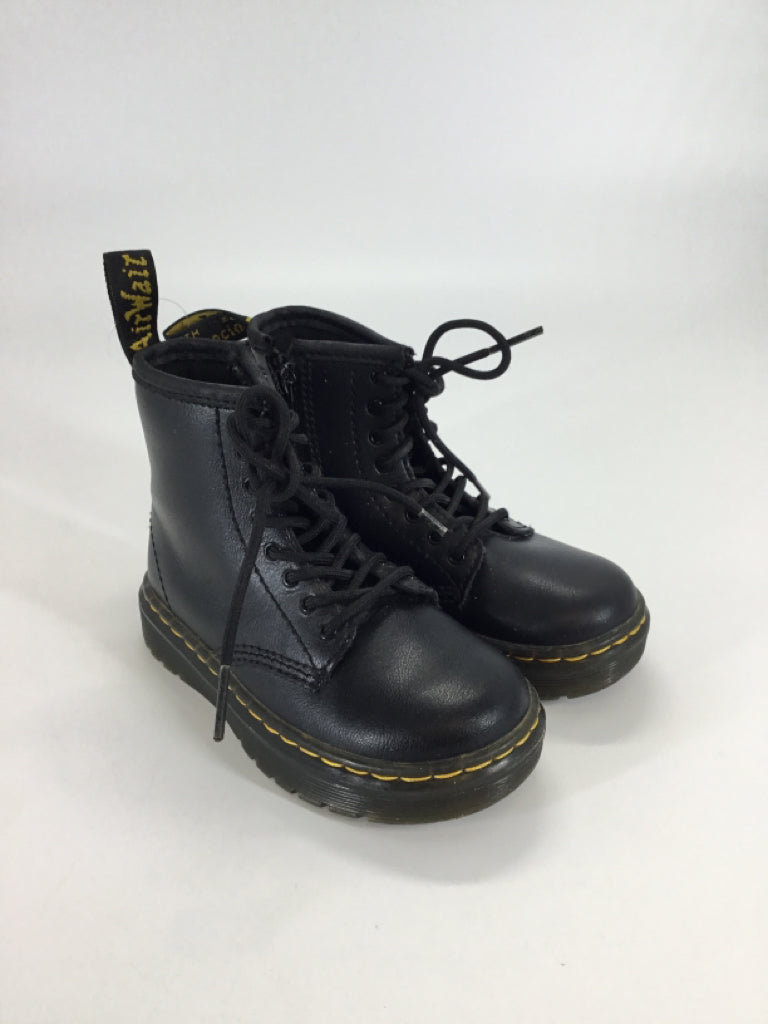 Dr Martens Child Size 9 Toddler Black Boots