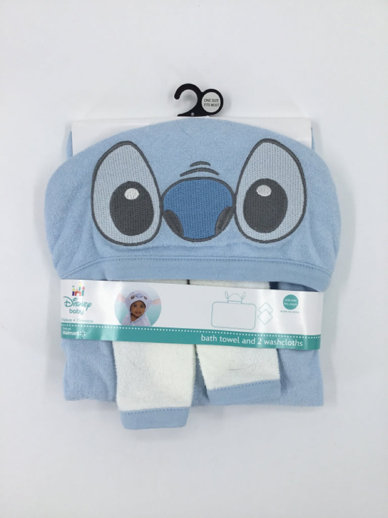 Disney Baby Bath Towel and Washcloths Set