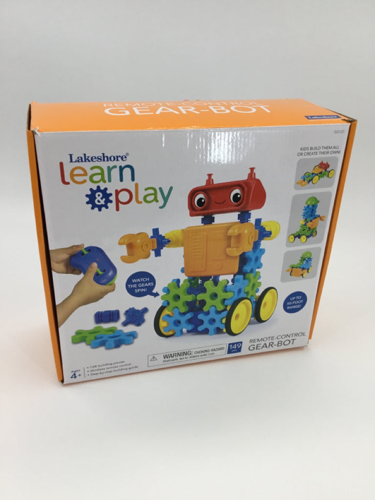 Lakeshore Learn & Play Remote Control Gear Bot