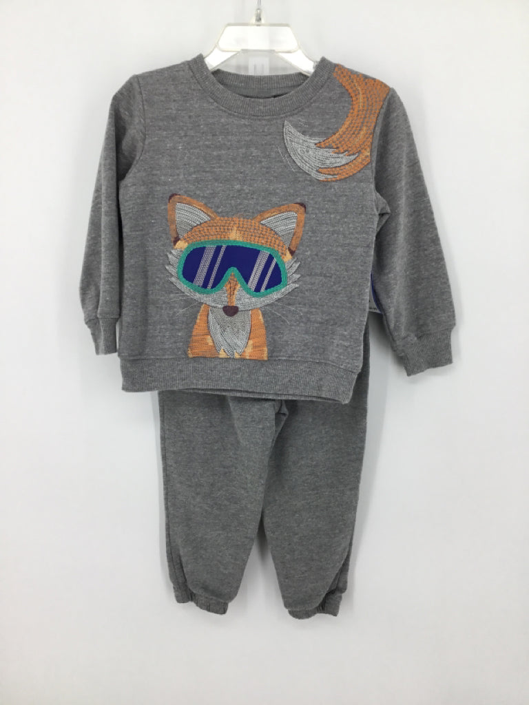 Carter's Child Size 24 Months Gray Embellished Outfit - boys