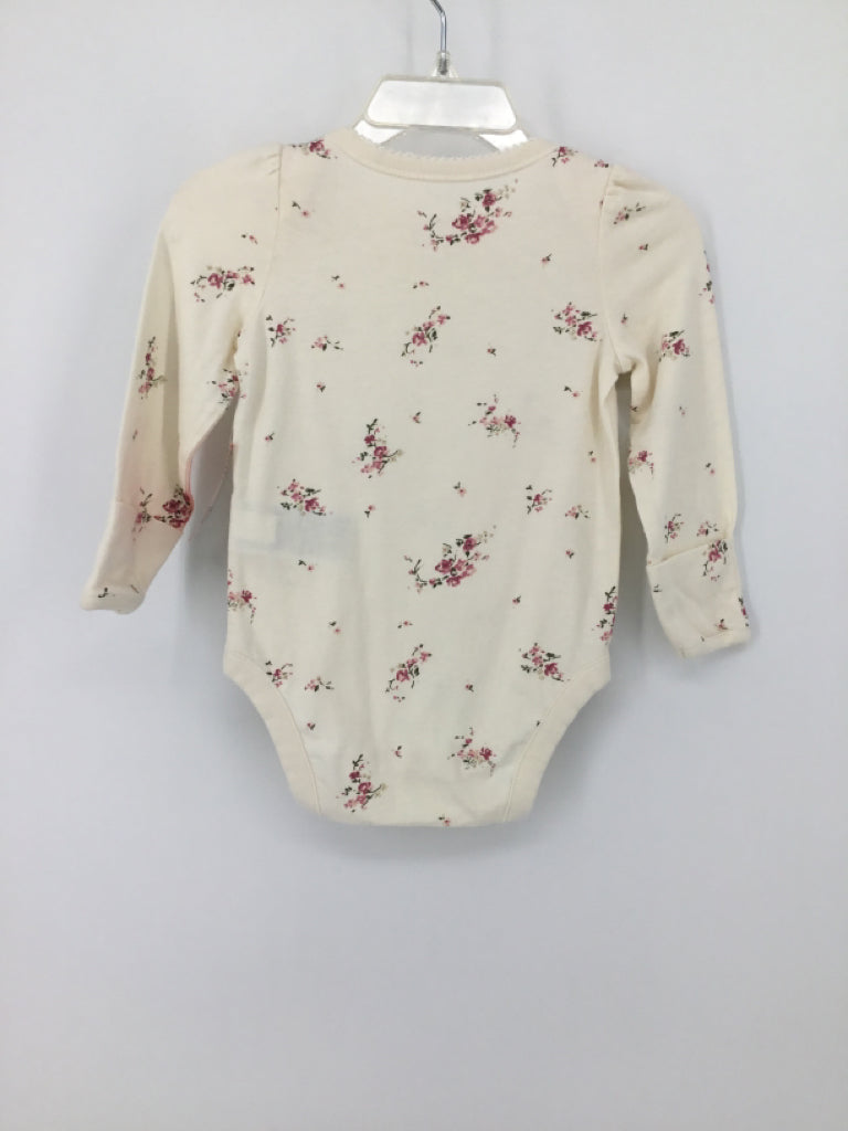 Baby Gap Child Size 3-6 Months Cream Onesie